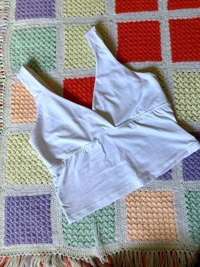 Momanda Crossover Nursing Tank Top - White